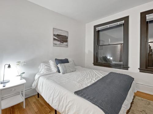 Downtown Des Moines Apartment | Quiet 1 Bed Studio Heart of Downtown