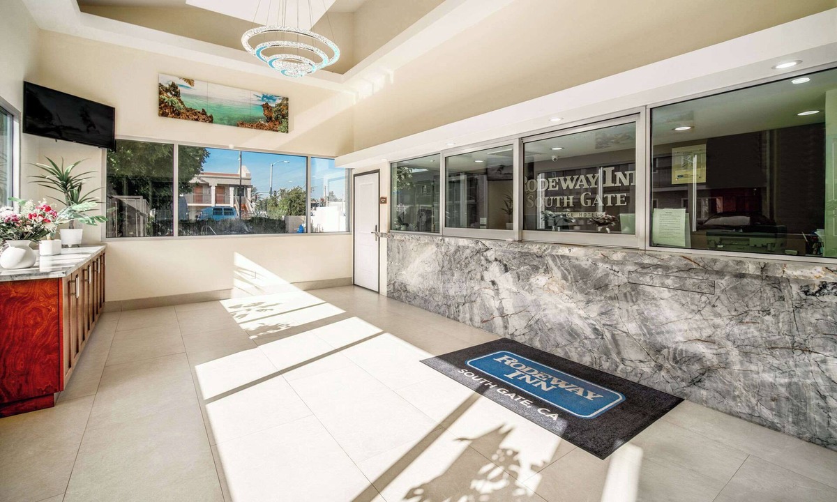 South Gate Hotel | Rodeway Inn South Gate - Los Angeles South