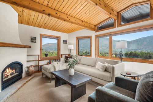 Aspen House | Shadow Mountain 10