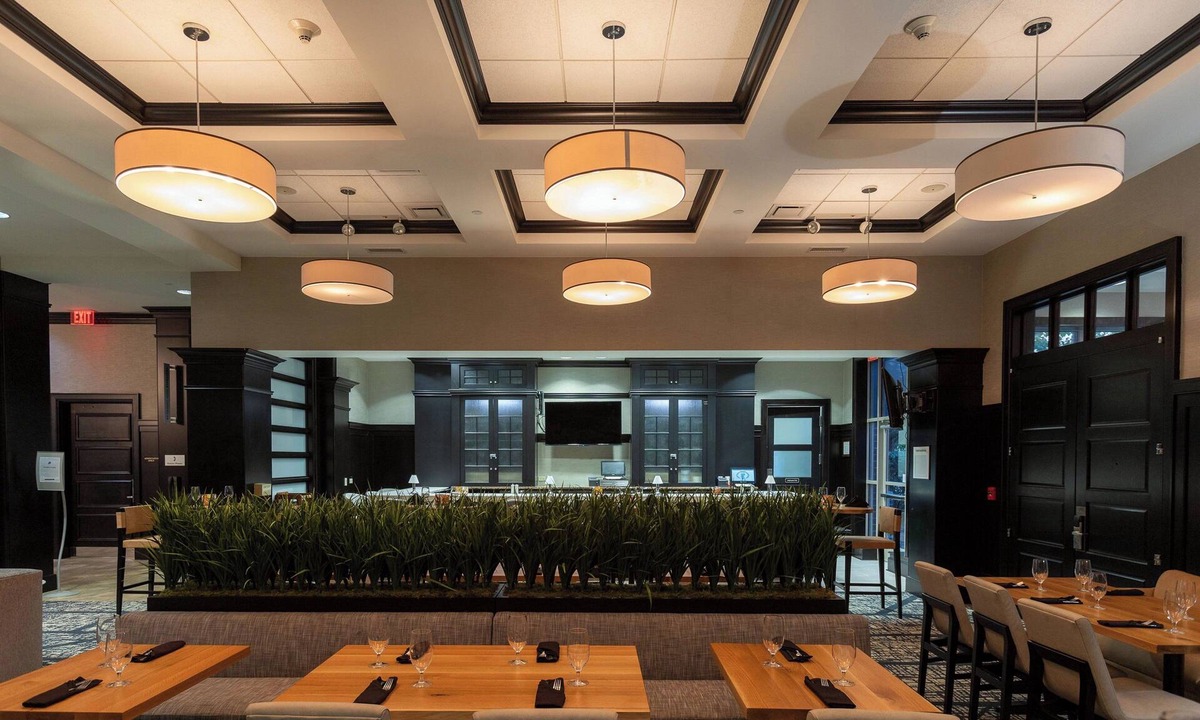 Techny Hotel | Sheraton Chicago Northbrook Hotel