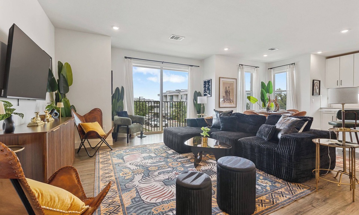 Austin Apartment | Spacious 2BR Corner Unit w/Pool, Bright Layout