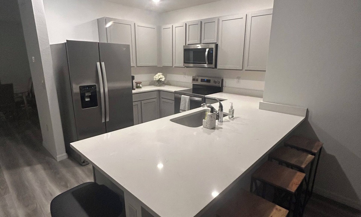 Bearss Plaza House | Spacious 3-bedroom house in superb serene San Antonio with AC