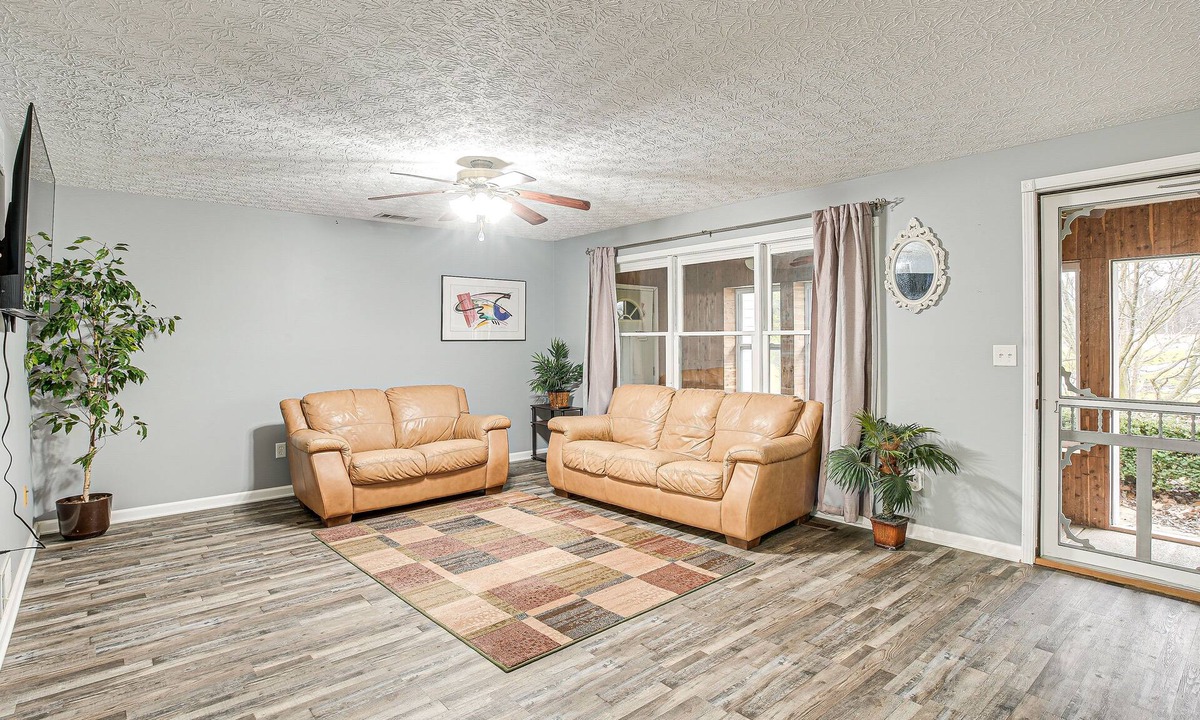 Delaware House | Spacious Delaware Home w/Game Room!