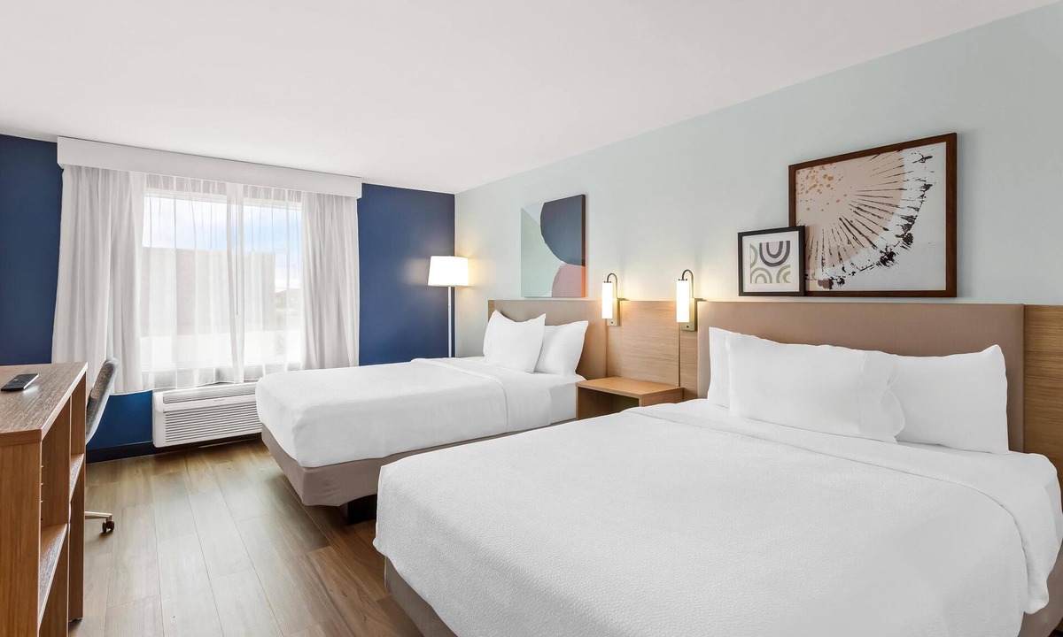Oak Forest Hotel | Spark by Hilton Oak Forest