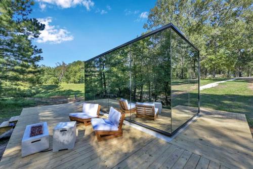 Coldspring House | Spectacular Scenery Awaits: Modern Tiny House with Sauna in Coldspring, TX
