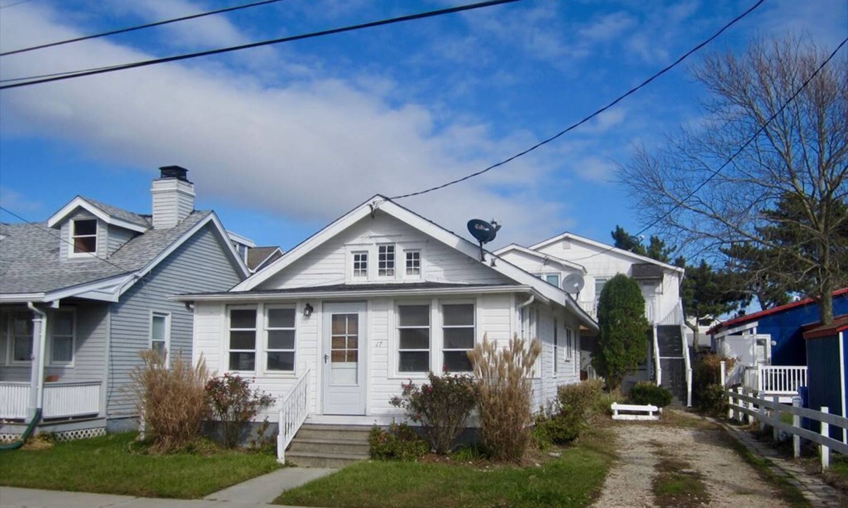 Strathmere Cottage | Strathmere 2 Bedroom 1 Bath Perfect Quiet Get-Away