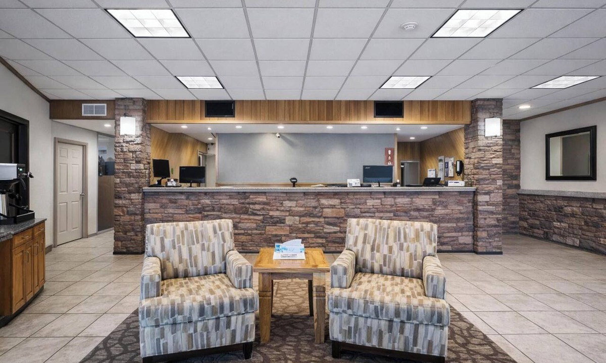 Rawlins Hotel | Studio 6 Suites – Rawlins, WY