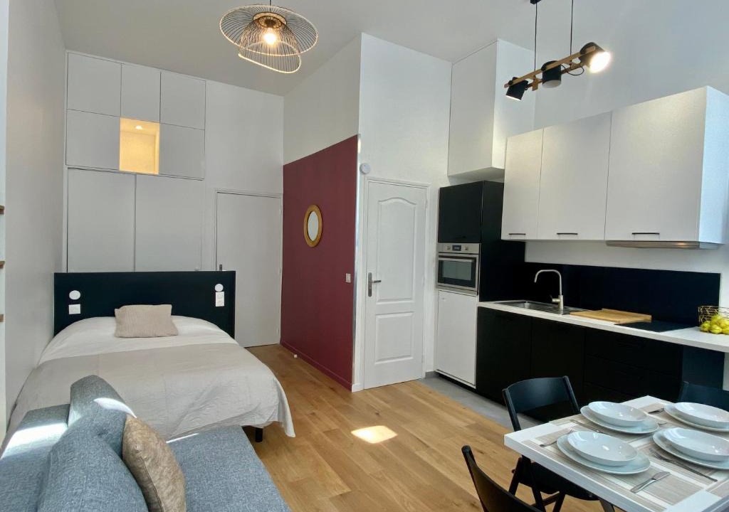 Bonne-Nouvelle Apartment | Studio Aboukir 2