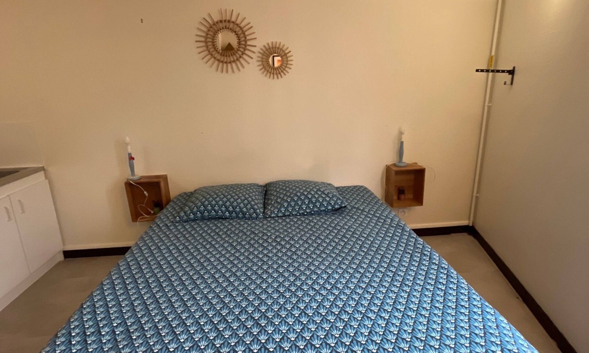 Cherbourg-en-Cotentin Apartment | Studio "Les Moulins - Studio 7" with Wi-Fi