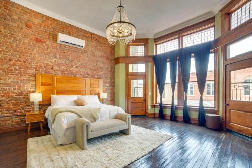 Marshall Apartment | Studio w/Private Balcony in Downtown Marshall!