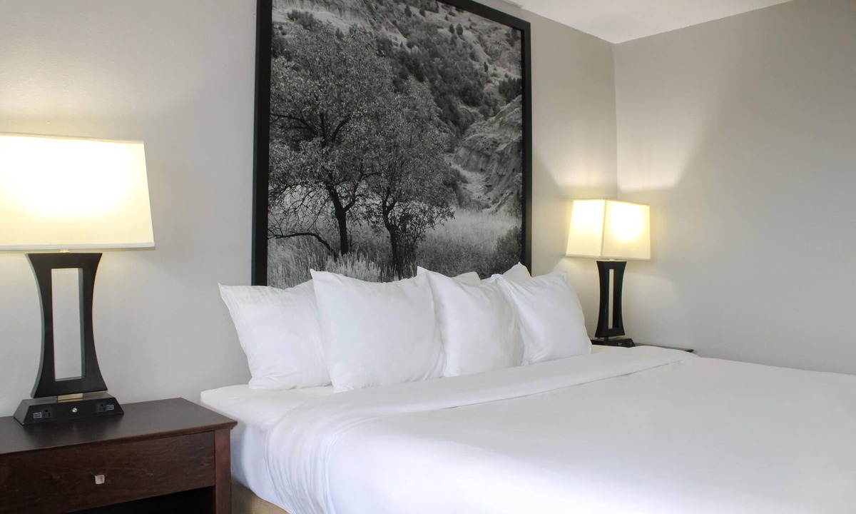 Williston Hotel | Super 8 by Wyndham Williston ND