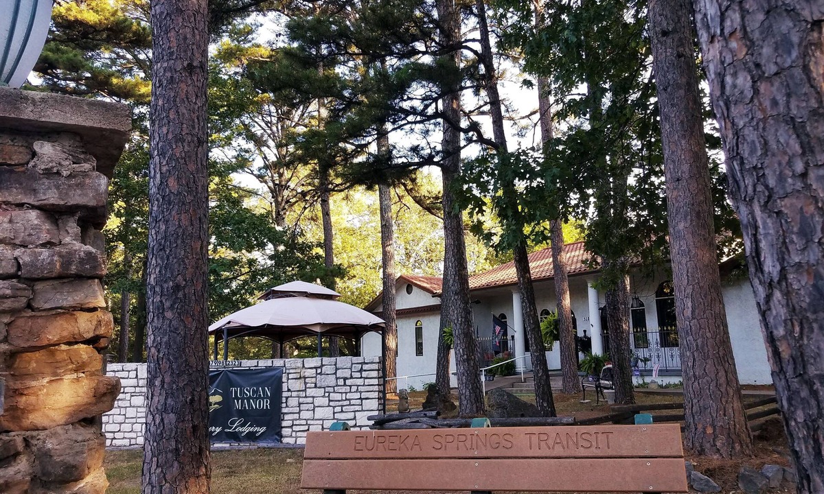 Eureka Springs Bed & Breakfast | Tuscan Manor