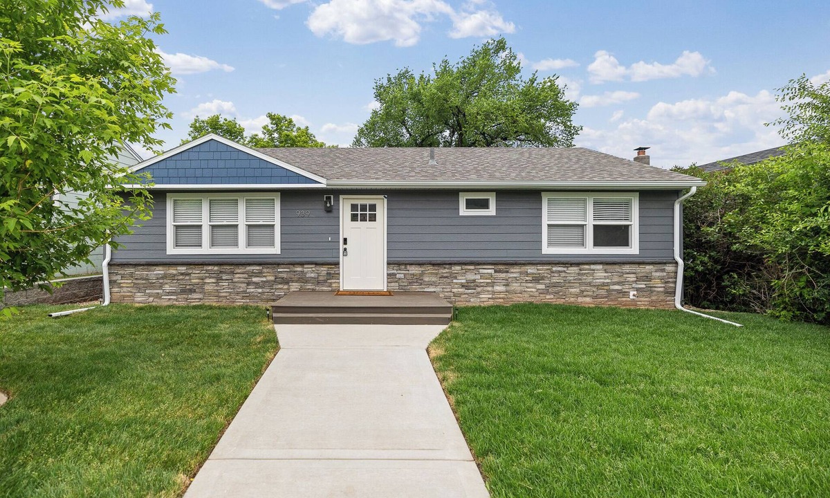 Spearfish Cabin | Upscale Inviting Property in Spearfish just 4 blocks from Main Street!