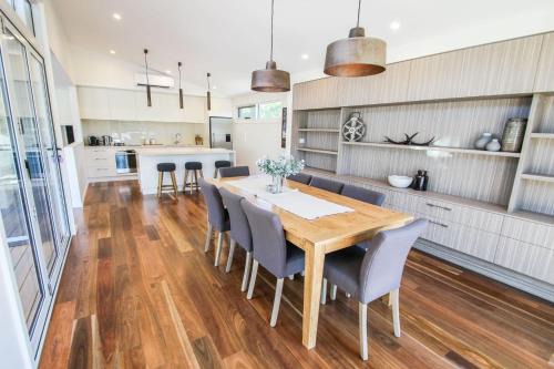 Bright House | Villa Urbane