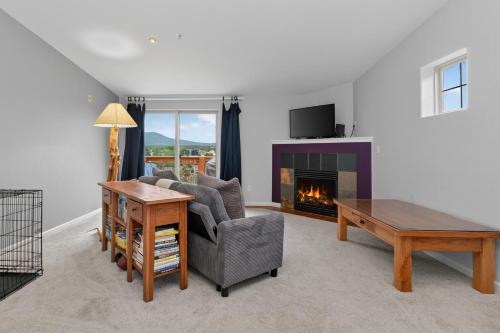 Fraser Apartment | Waterside West D301
