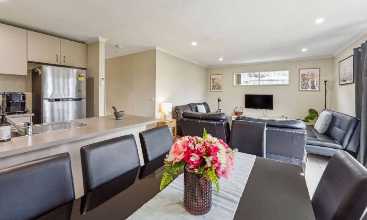 Werribee Apartment | Werribee Home - Centrally located