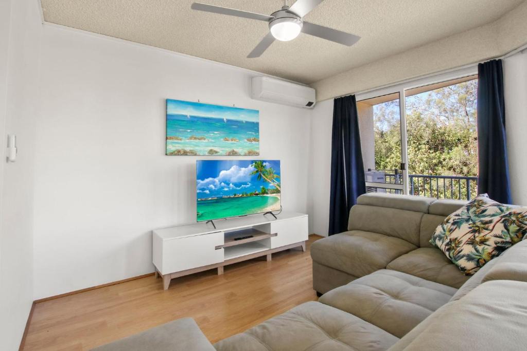 Golden Beach Apartment | Windbourne Unit 11, 101 The Esplanade, Golden Beac