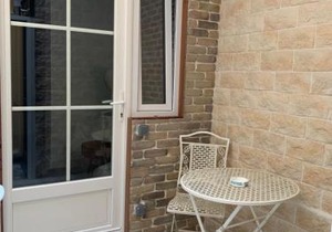 Eiffel Tower studio with patio