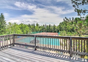Ski-In/Ski-Out Peru Condo at Bromley Mountain