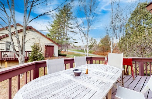 West Hartford House | 225 m² House ∙ 4 bedrooms ∙ 8 guests