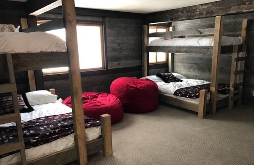 Stratton Mountain House | Ski House at Stratton Mountain