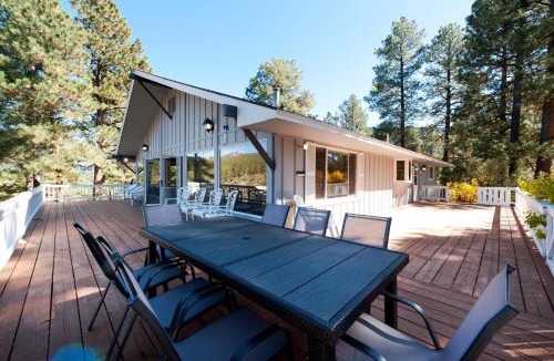 Durango House | 19 Newland Circle