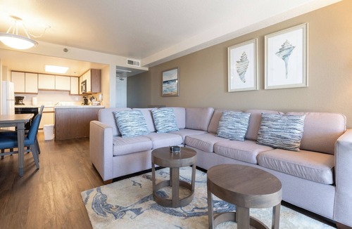 Capistrano Beach Hotel | 2 Units with Private Balcony & Kitchen! Outdoor Pool