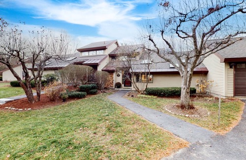 West Hartford House | 225 m² House ∙ 4 bedrooms ∙ 8 guests