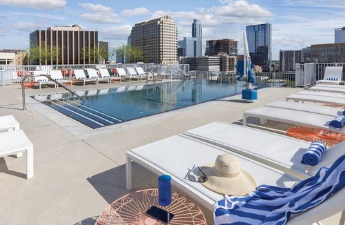 Civic District Condo | 2BD/Austin - Full Kitchen, W/D, Balcony, Fire Pit!
