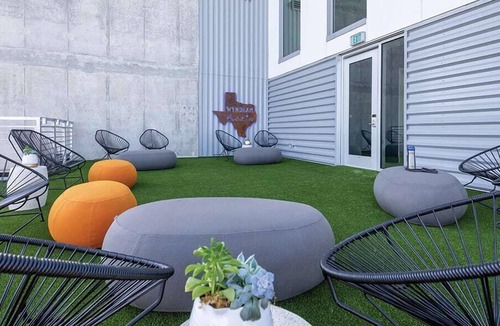 Civic District Condo | 2br Deluxe Unit| Rooftop Pool | Downtown Austin