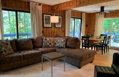 West Dover House | 3 BR/2 BA Home - 1 Mile From Mt Snow!