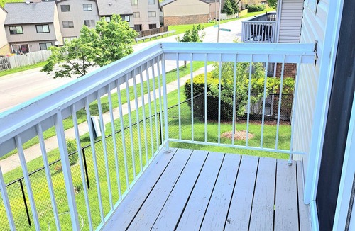 Roselle Apartment | 32+ Night Stay 2BR Condo Walk to Train