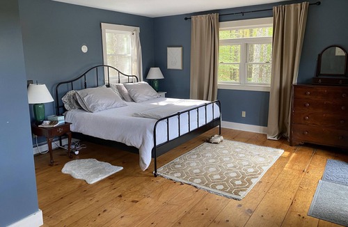 Hartland Four Corners House | 4 Bedroom Home Convenient to the Upper Valley, Ski Resorts, and VAST Trails.