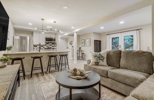 Cascade Cottage | 4925 Pike Unit2
