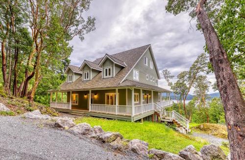 Eastsound House | 6 Bed 4 Bath Vacation home in Eastsound