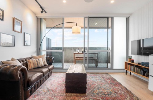 Collingwood North Apartment | A Home That’s Also a Gallery