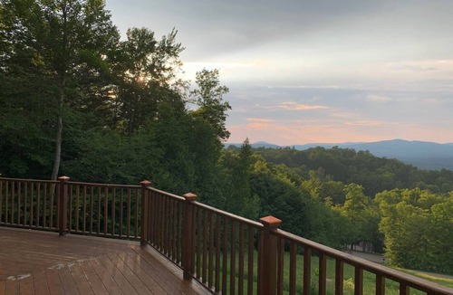 Stratton Mountain House | A PERFECT POST-N-BEAM IN THE CLOUDS OVER STRATTON
