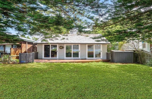 Patonga House | Absolute Beachfront Bliss by HolidayCo.