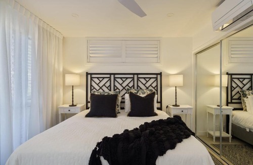 Kings Beach Apartment | Absolute Beachfront Bliss on Kings Beach