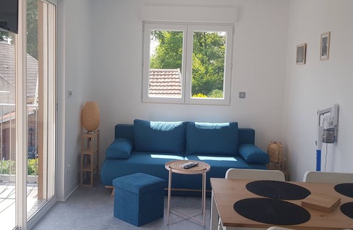 Coupvray Apartment | Accommodation with large terrace