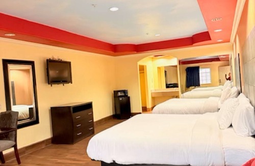 Greater Fondren Southwest Hotel | Affordable Luxury: Step Into Our Beautiful, Upgraded Motel Rooms.