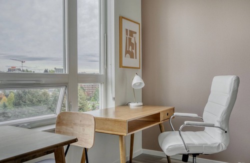 Yesler Terrace Apartment | Airy First Hill studio w/Gym & BBQ, nr park, by Blueground