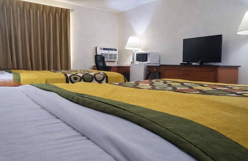 Algona Hotel | ALGONA INN