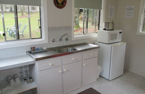 Porepunkah Cabin | Alpine Riverside Cottages
