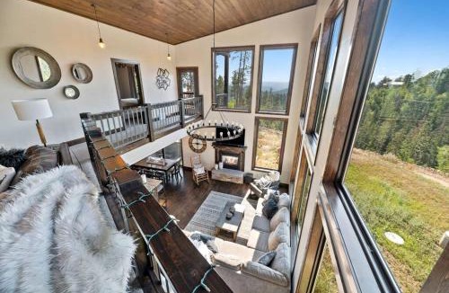 Lead House | Altitude Adjustment- Panoramic Views, Sleeps 12