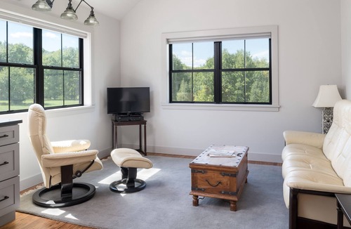 Middlebury - Warren House | An Idyllic Vermont Experience Minutes from Middlebury College!