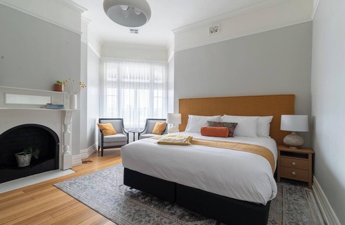Devonport Bed & Breakfast | Annie May B&B