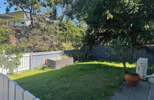 Bardon Apartment | Bardon Stay