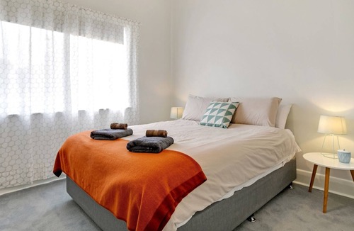 Seymour House | Barefoot Waters