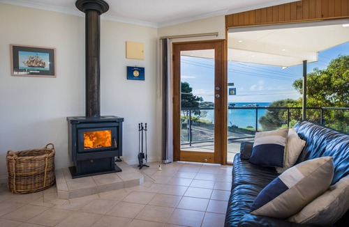 Penneshaw House | Beachfront